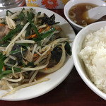 ラーメン 藤山屋 - 肉ニラ炒め定食