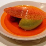 レストラン タテル ヨシノ - 赤ピーマンのクレームブリュレ