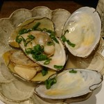 だいどこ やぶれ傘 - 白貝