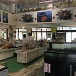 有限会社アラコウ水産 - ほたて広場館内