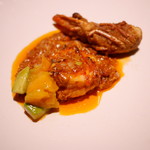 イチリン ハナレ - 2017年9月のランチ　大海老のチリソース　桃太郎ゴールド　アボカド