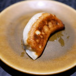 イチリン ハナレ - 焼餃子　よだれ鶏のタレで楽しむ用