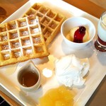 蜂蜜しょうがワッフル　ホッコータルマエ９００円