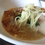 Soul Noodles THE R&R - 潮ソバ750円