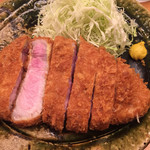 とんかつひなた - まだ喰うのか！リブロース一人前　だって脂が美味しいんだもん！