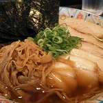 自家製麺 カミカゼ - 2017.9.2  醤油ラーメン大☆  チャーシュー☆  メンマ☆ のり☆