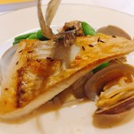 北島亭 - 2017.7.  大分豊後水道産 マナガツオのポワレ ういきょうとあさり添え