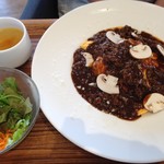 ウフウフガーデン - とろとろオムライス　９８０円