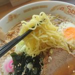 仙華園 - 普通の麺です