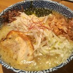 爆龍 - 青辛塩そば