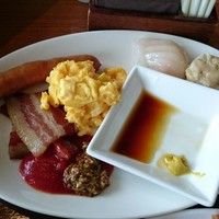 MAIN DINING by THE HOUSE OF PACIFIC - 