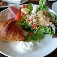MAIN DINING by THE HOUSE OF PACIFIC - 