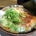 とんこつラーメン 三氣 - 三氣ラーメン