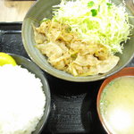 伝説のすた丼屋 - 生姜ライス（\580）