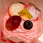 手作りケーキの店　リヨン - いちごのモンブラン