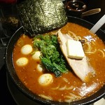 ラーメン専科正五郎 - 赤めん 690円+うずら5個 90円+麺大盛 100円