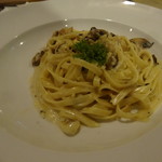 Nanamia Pizzeria - 1709_Nanamia Pizzeria_FETTUCINE FUNGHI@33,000Rp(鶏と茸のフィットチーネ) 