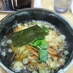 らーめん小僧 - 醤油ラーメンです♪(*´∇｀*)