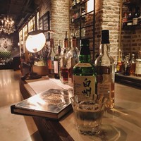 TOKYO Whisky Library - 