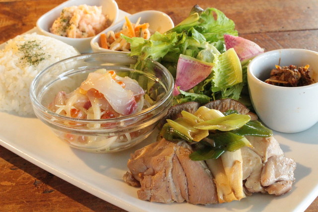 Loites レストラン 飲食店の検索 グリーンカフェもりのみやキューズモールbase店 Greencafe