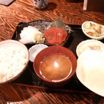 Hororiya - 刺身定食