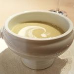 フランス料理 ラ・ミッション - 茄子の暖かいクリームスープ