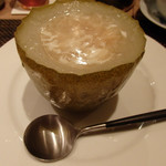 東京チャイニーズ 一凛 - 優しい旨味のスープ。