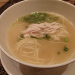 東京チャイニーズ 一凛 - 鶏のスープが美味しい！水炊きやより美味しい。