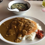 マルカンビル大食堂 - 「メガカツカレー」