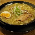 高知ジェントル麺喰楽部 - こってりラーメン（塩）