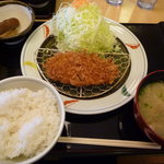 寺島精肉店 - ロースかつ定食490円＋50円（豚汁変更）