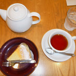シュハリ六甘 - ケーキと紅茶のセット