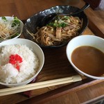 Teppannomiyabuccha - つけカレー焼きそば(800円)