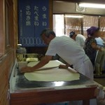 谷川米穀店 - 麺打ち