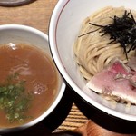 麺と心 7 - 鰤白湯つけ麺