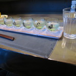 MARU - 仕込み水を添えてくれます