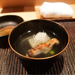 神楽坂 石かわ - 炭焼きの甘鯛、冬瓜のお椀