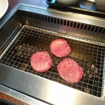 ちょっと奥に網が・・・