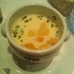 ブラッスリー ポール・ボキューズ ラ・メゾン - 温かいジャガイモのスープ