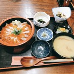 お土産屋とお食事の店もりた - ひめます親子めし