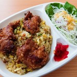 ほかほか弁当 - から揚げピラフ