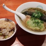 麺屋 六感堂 - 淡麗枝豆蕎麦 ”冷製”＋秋刀魚と枝豆の炊き込みご飯（2017年9月某日限定のチャコ飯）