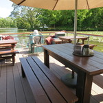 テーブル席はこんな感じ♪(2017年9月)