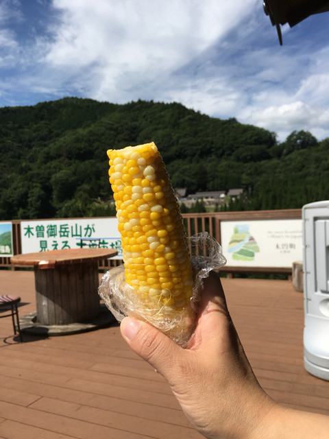恒例のとうもろこし捕獲大作戦 道の駅 木曽福島さん By ｆｒｏｇ ｍｅｎ 道の駅 木曽福島 木曽福島 郷土料理 その他 食べログ