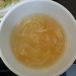 中国レストラン 雪園 - スープ(玉子、玉ねぎ、人参)