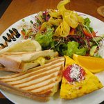 ガーデン＆クラフツ カフェ - ('11/3)イタリア風ホットサンド（カレー味）