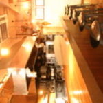 トラットリア・オゼール - 表参道で３０年続けてるシェフが立つ調理場