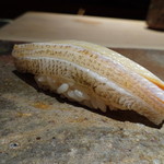 菊鮨 - ◆キス・・独自の〆方をされているそうですが、キスってこんなに美味しいのね、と思えた品。