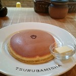 ホットケーキ つるばみ舎 - バターがちょうどいい量です。安定の美味しさ。あっという間に完食。