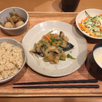 Marunouchi Tanita Shokudou - 日替わり定食 830円